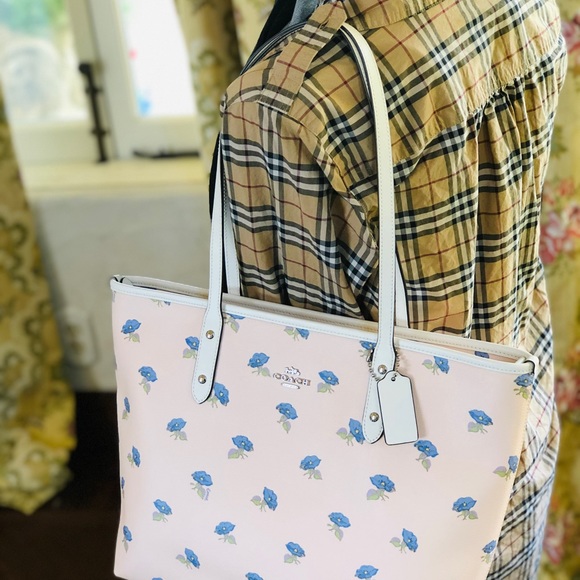 NWT Coach Floral Snow White Zip tote&wallet&pouch - Picture 6 of 8